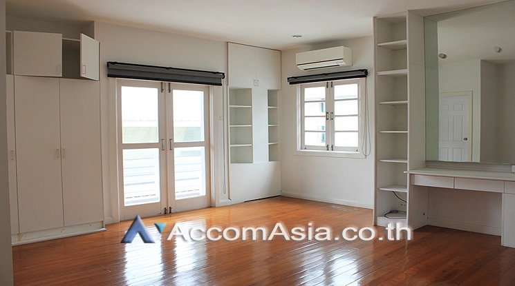 11  4 br House For Rent in Sukhumvit ,Bangkok BTS Ekkamai AA18598