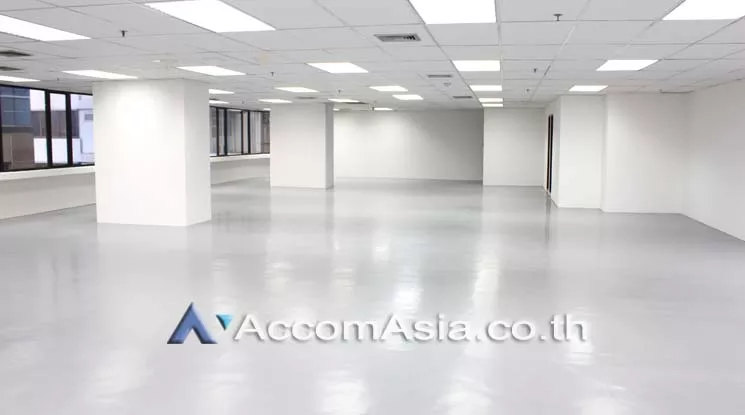  1  Office Space For Rent in Sukhumvit ,Bangkok BTS Asok - MRT Sukhumvit at Ocean Tower 1 AA18606
