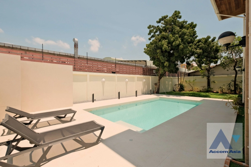 unitPrivate Swimming Pool, Pet friendly |  4 Bedrooms  House For Rent & Sale in Sukhumvit, Bangkok  near BTS Phra khanong (AA18616)