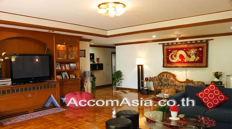  2  4 br Apartment For Rent in Sukhumvit ,Bangkok BTS Phrom Phong at Homely atmosphere 10279