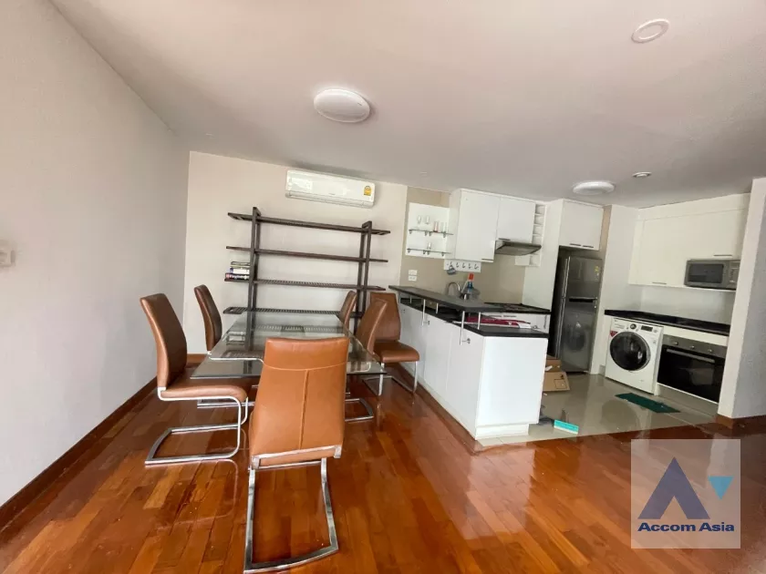 unit 3 Bedrooms  Condominium For Rent in Sukhumvit, Bangkok  near BTS Asok (AA18639)