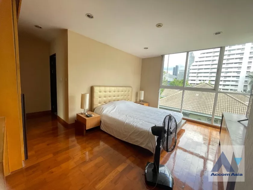  1  3 br Condominium For Rent in Sukhumvit ,Bangkok BTS Asok - MRT Sukhumvit at The Peak Condominium AA18639