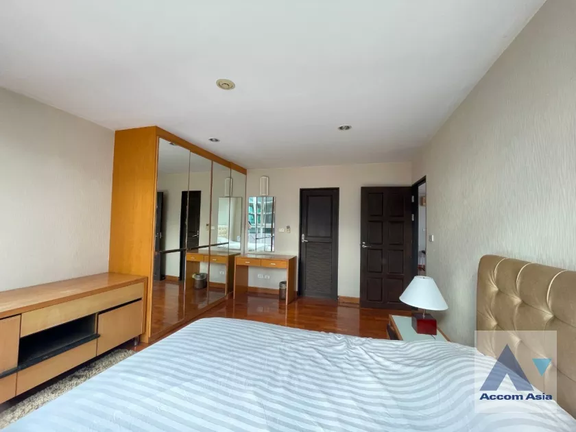 8  3 br Condominium For Rent in Sukhumvit ,Bangkok BTS Asok - MRT Sukhumvit at The Peak Condominium AA18639