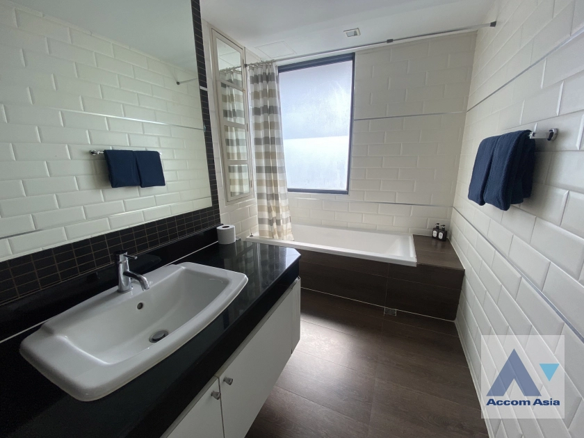 6  1 br Apartment For Rent in Sukhumvit ,Bangkok BTS Nana at Luxurious life in Bangkok AA18717