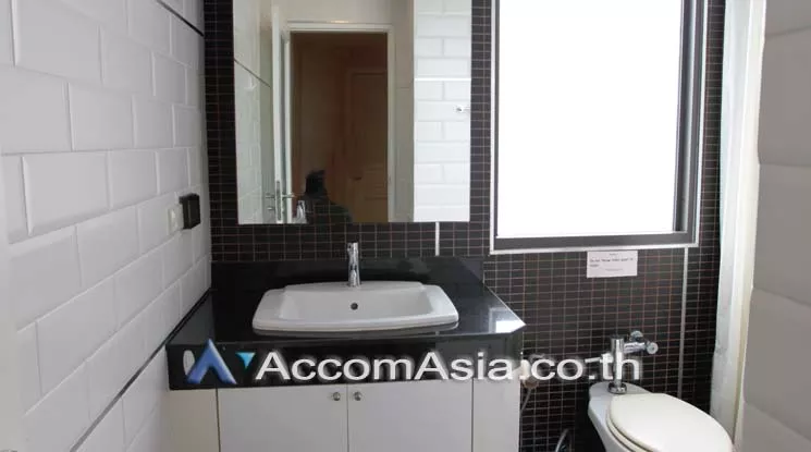 unit Studio  Apartment For Rent in Sukhumvit, Bangkok  near BTS Nana (AA18719)