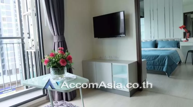  2 Bedrooms  Condominium For Rent in Phaholyothin, Bangkok  near MRT Rama 9 - ARL Makkasan (AA18725)