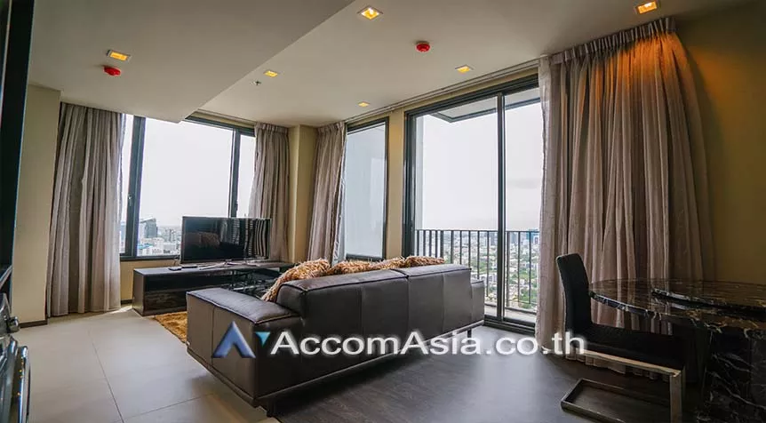  2 Bedrooms  Condominium For Rent & Sale in Sukhumvit, Bangkok  near BTS Asok - MRT Sukhumvit (AA18742)