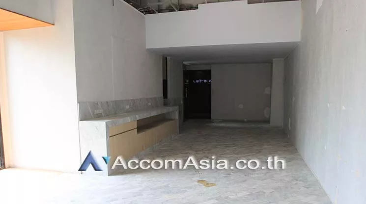 4  Retail / Showroom For Rent in Sukhumvit ,Bangkok BTS Thong Lo at 9.53 Community Mall AA18748