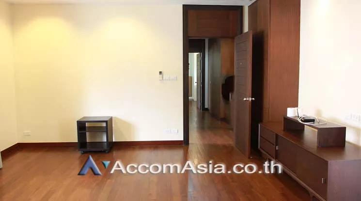 16  4 br House For Rent in Sukhumvit ,Bangkok BTS Thong Lo at A Peaceful Garden House AA18786