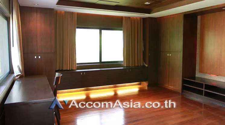 17  4 br House For Rent in Sukhumvit ,Bangkok BTS Thong Lo at A Peaceful Garden House AA18786