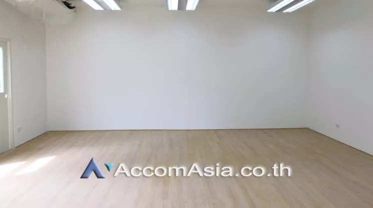  1  Office Space For Rent in Sathorn ,Bangkok BTS Chong Nonsi - BRT Sathorn at Mobicom 3 Building AA18788