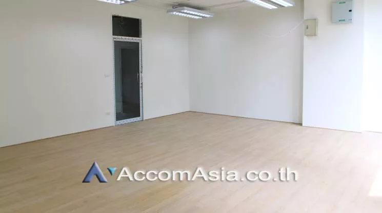  1  Office Space For Rent in Sathorn ,Bangkok BTS Chong Nonsi - BRT Sathorn at Mobicom 3 Building AA18788