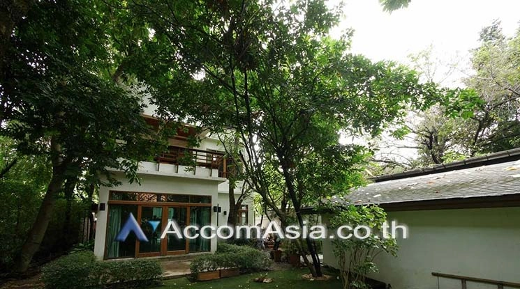 13  3 br House For Rent in sathorn ,Bangkok BTS Chong Nonsi AA18806