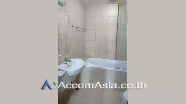 unit 1 Bedroom  Condominium For Rent & Sale in Sukhumvit, Bangkok  near BTS Thong Lo (AA18810)