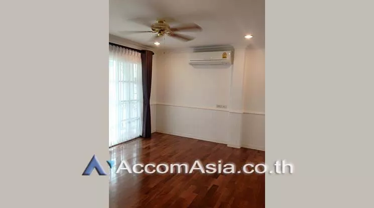 8  3 br House For Rent in Bangna ,Bangkok BTS Bearing at Fantasia Villa AA18817