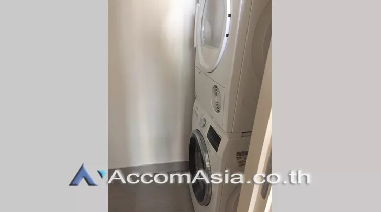 7  1 br Condominium For Rent in Ploenchit ,Bangkok BTS Chitlom at Sindhorn Residence AA18818