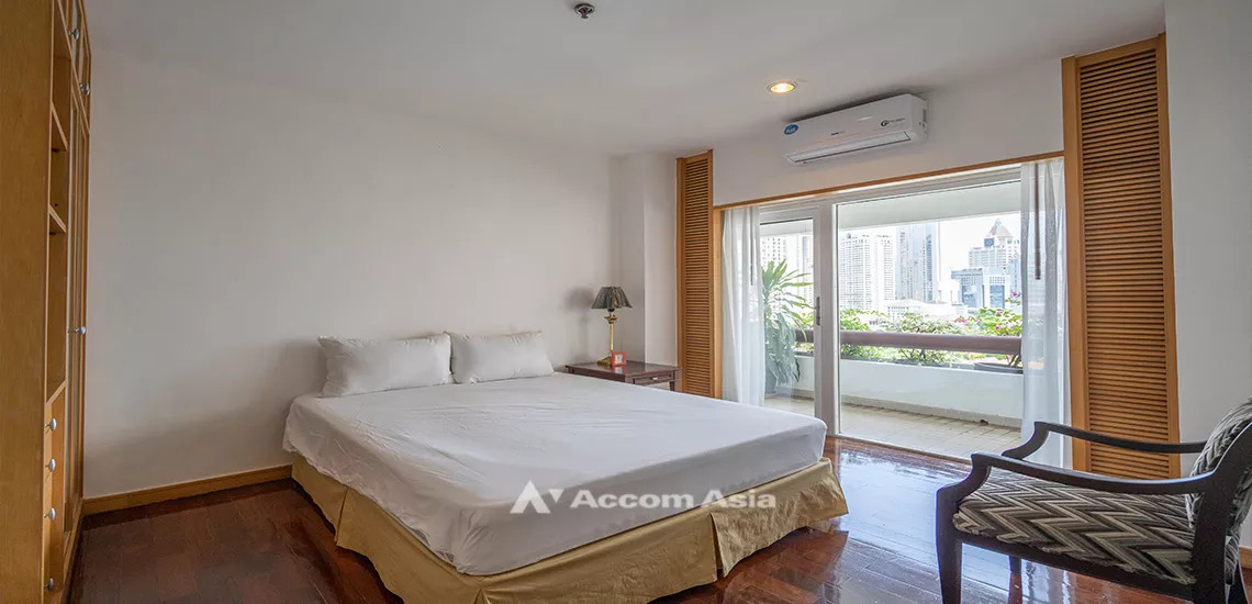 6  3 br Apartment For Rent in Sathorn ,Bangkok MRT Lumphini at Living with natural AA18838