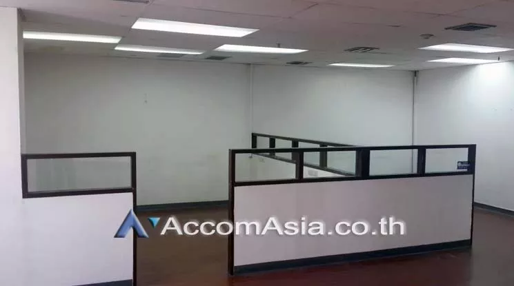10  Office Space For Rent in Sathorn ,Bangkok BRT Thanon Chan at LPN Tower Nang Linchee AA18844