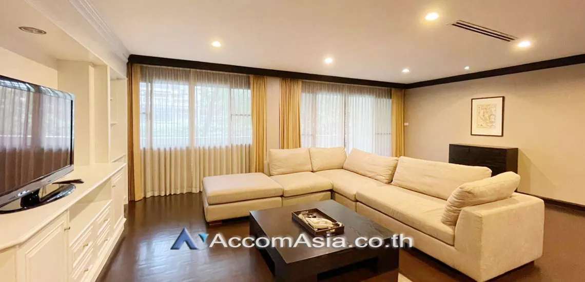  1  3 br Apartment For Rent in Sukhumvit ,Bangkok BTS Ekkamai at Classic contemporary 10284
