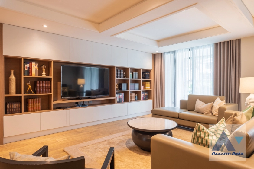 5  3 br Apartment for rent and sale in Sukhumvit ,Bangkok BTS Ekkamai at Classic contemporary 10284