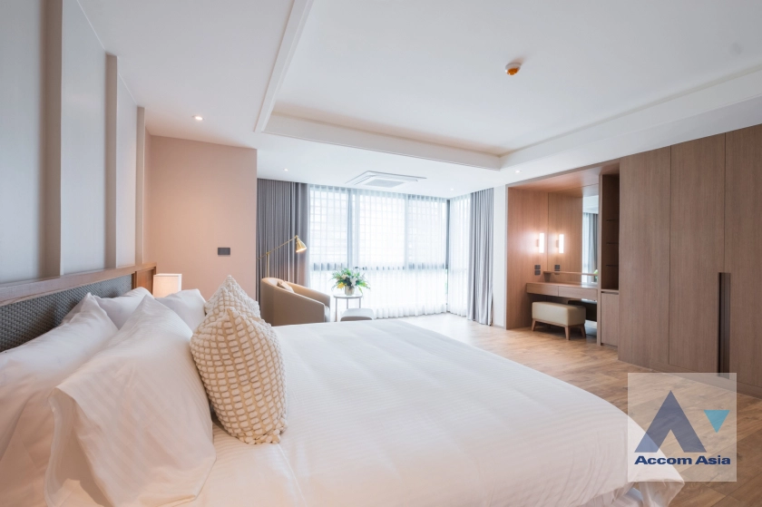 16  3 br Apartment for rent and sale in Sukhumvit ,Bangkok BTS Ekkamai at Classic contemporary 10284