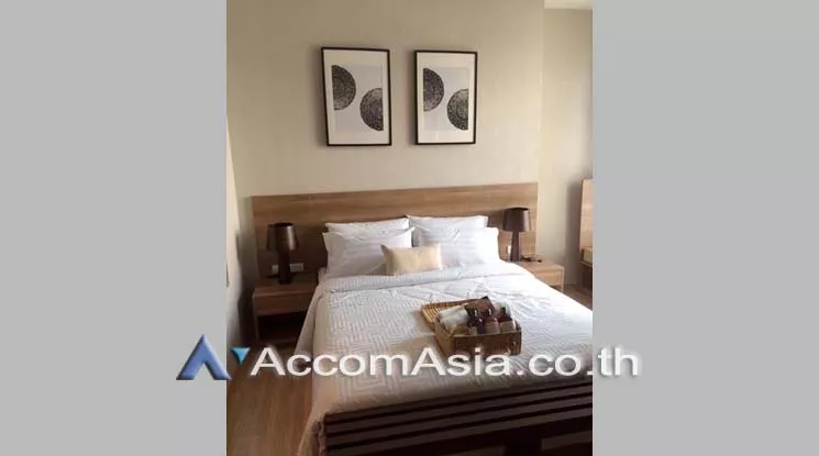 unit 1 Bedroom  Condominium For Rent in Sathorn, Bangkok  near BTS Saphan Taksin (AA18887)