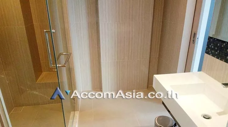 unit 1 Bedroom  Condominium For Sale in Sukhumvit, Bangkok  near BTS Phrom Phong (AA18894)