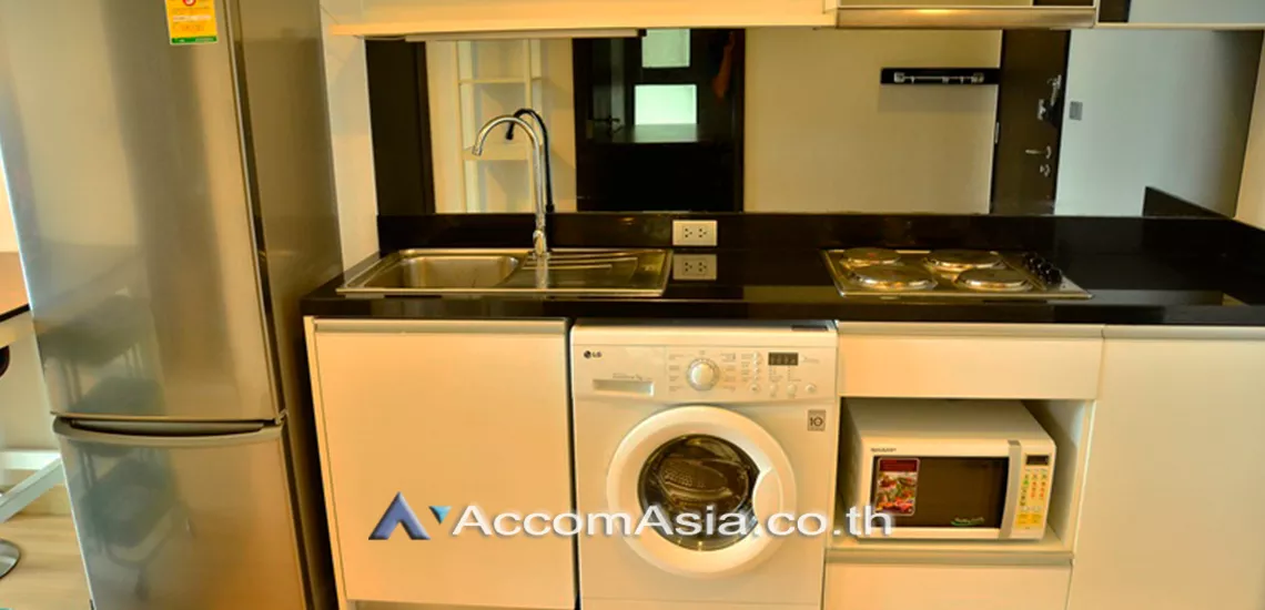 5  1 br Condominium for rent and sale in Sukhumvit ,Bangkok BTS Phra khanong at Sky Walk Condominium AA18907