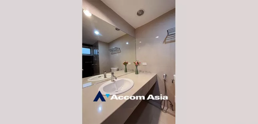 14  2 br Apartment For Rent in Sukhumvit ,Bangkok BTS Phra khanong at Stylish Low Rise Residence AA18920