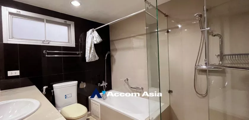 13  2 br Apartment For Rent in Sukhumvit ,Bangkok BTS Phra khanong at Stylish Low Rise Residence AA18920