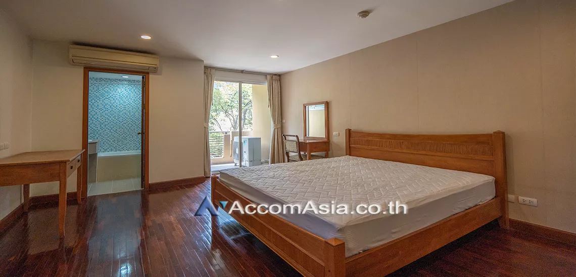 Pet friendly |  2 Bedrooms  Apartment For Rent in Ploenchit, Bangkok  near BTS Ploenchit (AA18932)