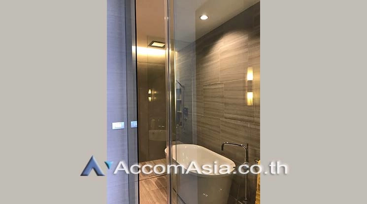 6  3 br Condominium For Rent in Silom ,Bangkok BTS Surasak at The Diplomat Sathorn AA18933