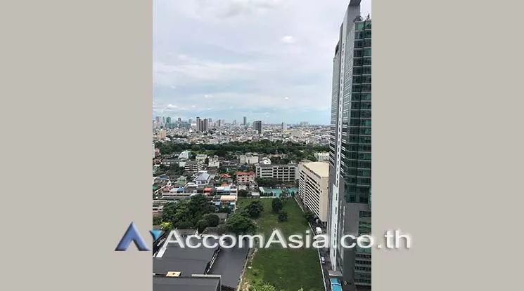 7  3 br Condominium For Rent in Silom ,Bangkok BTS Surasak at The Diplomat Sathorn AA18933