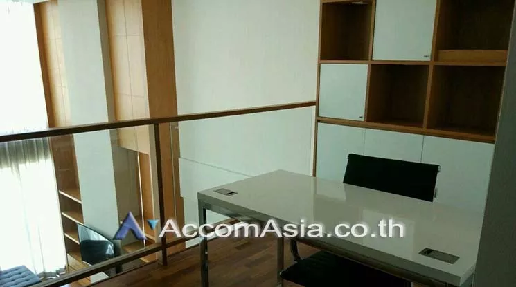 7  2 br Condominium For Rent in Ploenchit ,Bangkok BTS Ratchadamri at The Rajdamri AA18959