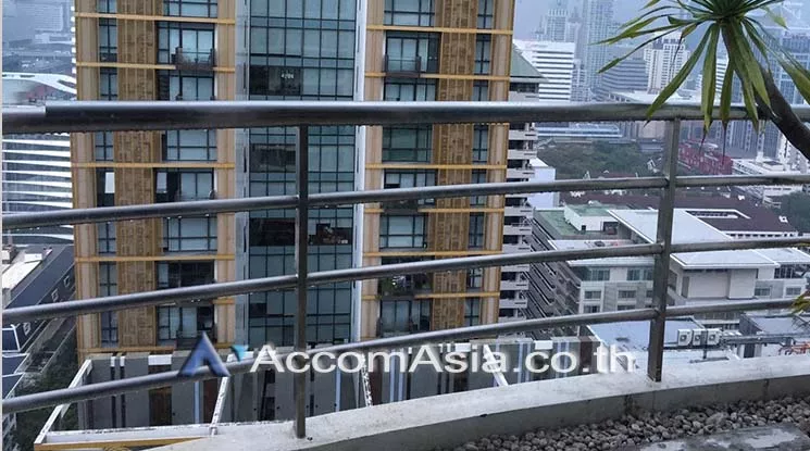 11  2 br Condominium For Rent in Ploenchit ,Bangkok BTS Ratchadamri at The Rajdamri AA18960