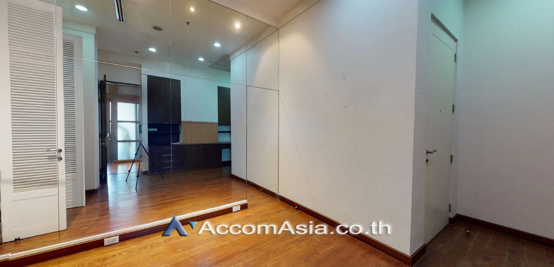 unitDuplex Condo |  2 Bedrooms  Condominium For Sale in Sukhumvit, Bangkok  near BTS Thong Lo (AA18963)