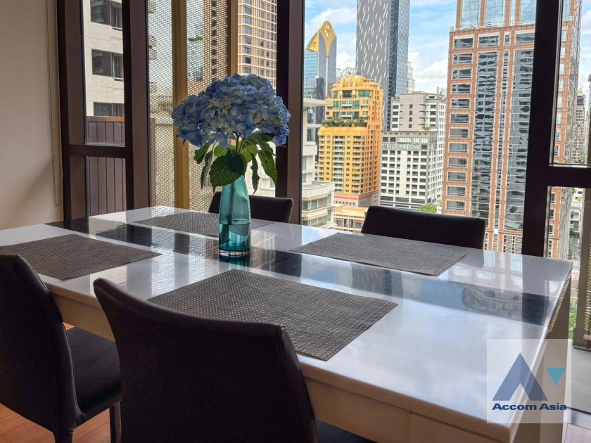 4  2 br Condominium for rent and sale in Ploenchit ,Bangkok BTS Ratchadamri at Hansar Residence AA18973