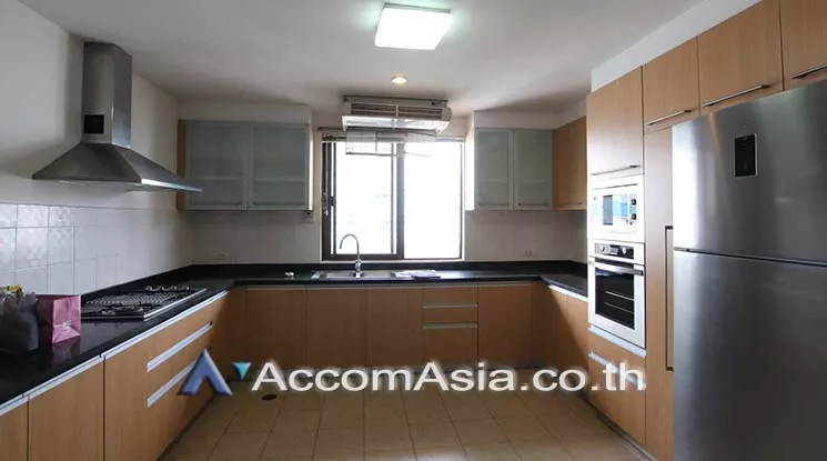 Big Balcony, Pet friendly |  4 Bedrooms  Apartment For Rent in Sukhumvit, Bangkok  near BTS Asok - MRT Sukhumvit (AA18976)