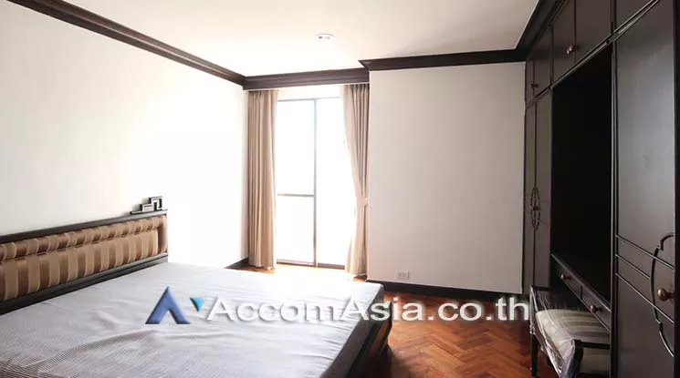 Big Balcony, Pet friendly |  4 Bedrooms  Apartment For Rent in Sukhumvit, Bangkok  near BTS Asok - MRT Sukhumvit (AA18976)