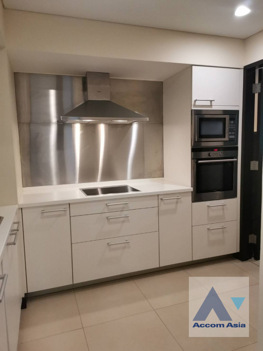 condominium for rent in Ploenchit, Bangkok Code AA18978