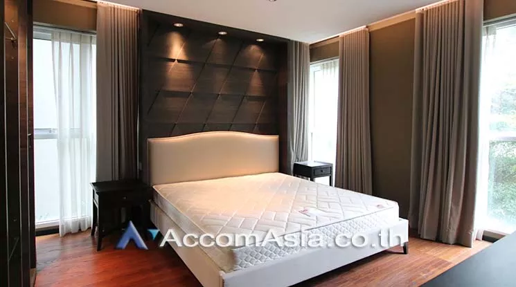 7  2 br Condominium For Sale in Ploenchit ,Bangkok BTS Ratchadamri at Sarasini Residence AA18980