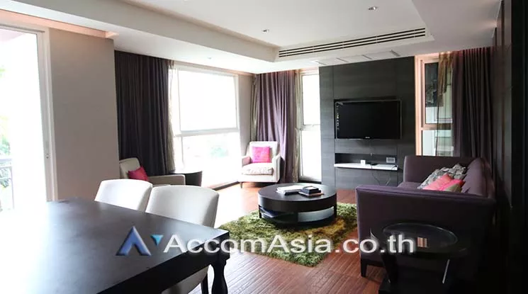 unit 2 Bedrooms  Condominium For Sale in Ploenchit, Bangkok  near BTS Ratchadamri (AA18982)