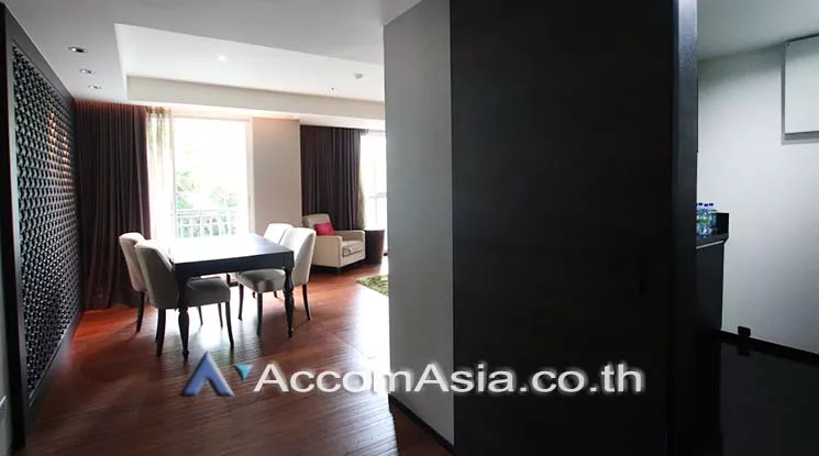 5  2 br Condominium For Sale in Ploenchit ,Bangkok BTS Ratchadamri at Sarasini Residence AA18982