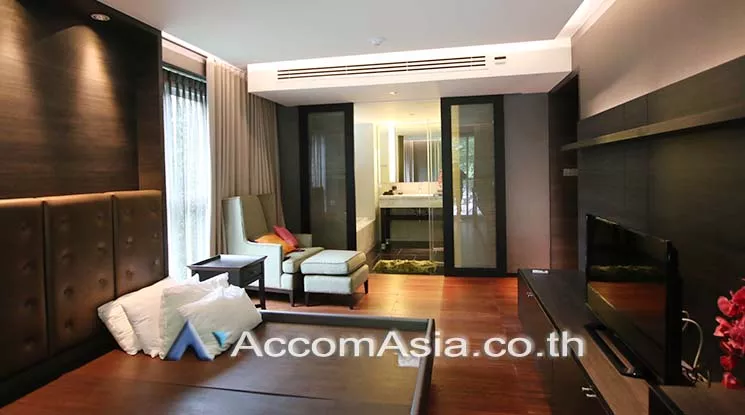 9  2 br Condominium For Sale in Ploenchit ,Bangkok BTS Ratchadamri at Sarasini Residence AA18982