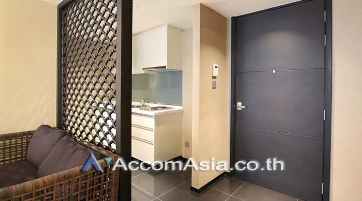  1  1 br Condominium For Sale in Ploenchit ,Bangkok BTS Ratchadamri at Sarasini Residence AA18983