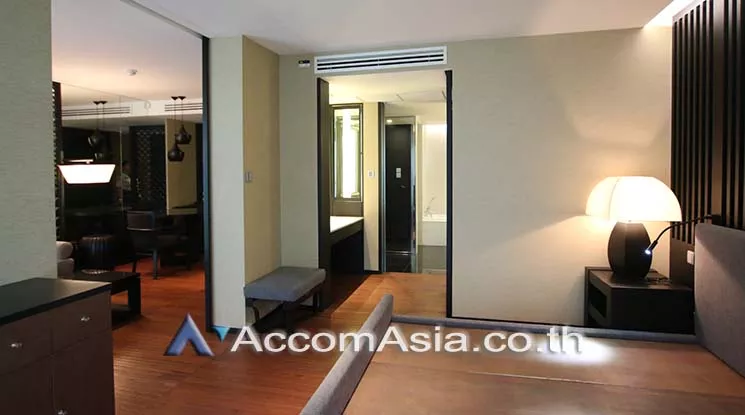 6  1 br Condominium For Sale in Ploenchit ,Bangkok BTS Ratchadamri at Sarasini Residence AA18983