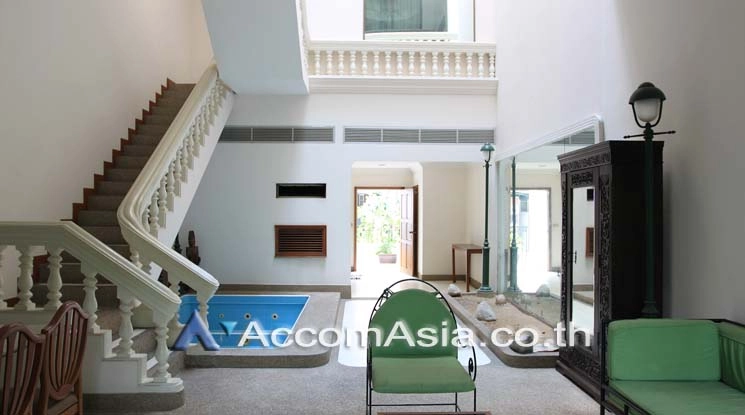  1  5 br Townhouse for rent and sale in Sukhumvit ,Bangkok BTS Phra khanong AA18996