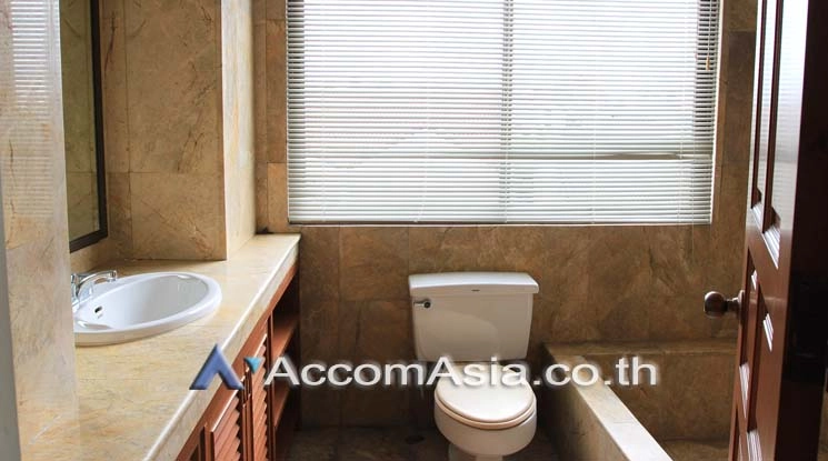 14  5 br Townhouse for rent and sale in Sukhumvit ,Bangkok BTS Phra khanong AA18996