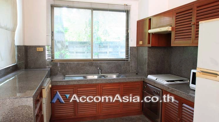 23  5 br Townhouse for rent and sale in Sukhumvit ,Bangkok BTS Phra khanong AA18996