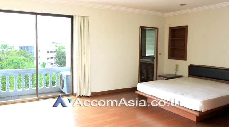 9  5 br Townhouse for rent and sale in Sukhumvit ,Bangkok BTS Phra khanong AA18996